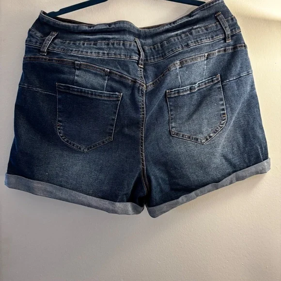 Ibiza Dark Wash Push Up Denim Short Jeans – Vintage Blue – US 13 - Picture 3 of 11